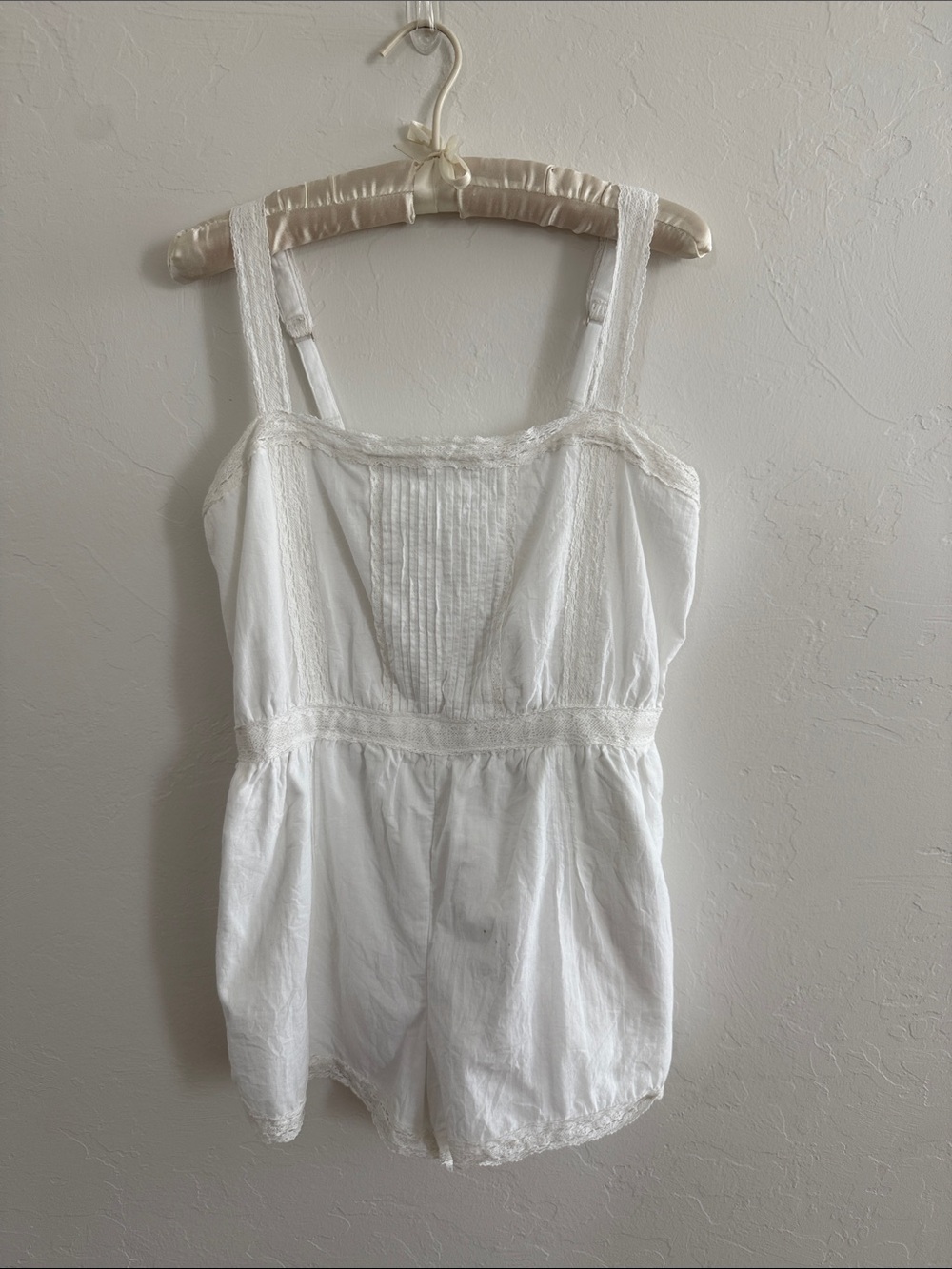 Abercrombie & Fitch White Lace-Trim Cotton Romper